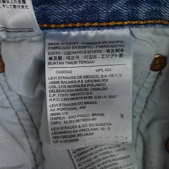 Levis 36 x 30 501 Original Button Fly Straight Light Wash Denim Jeans - Picture 4 of 7
